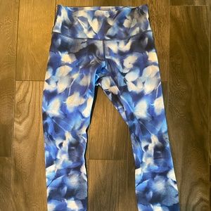 Lululemon Wunder Under 25' Size-6